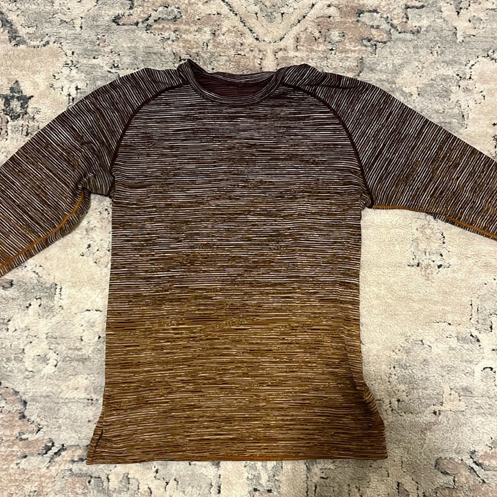 Lululemon Long Sleeve Metal Vent
